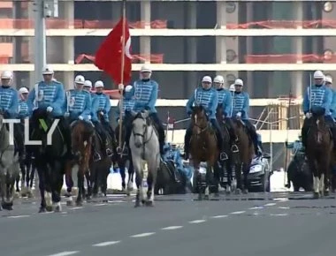 Μεγαλοπρεπής υποδοχή Ερντογάν σε Πούτιν με Ιππικό! - Ο Ρώσος πρόεδρος στην Τουρκία για την θεμελίωση του Ακούγιου